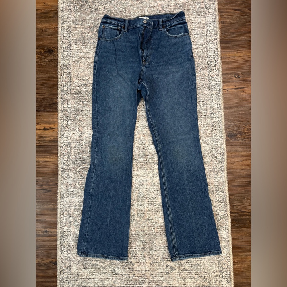Abercrombie 70s Vintage Flare Ultra High Rise  Medium Wash Jeans, 30 Regular